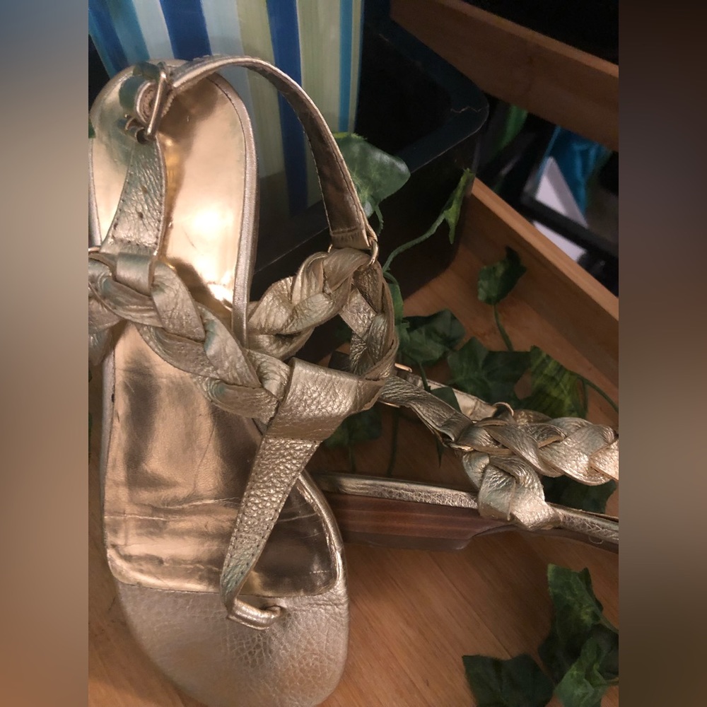 Bandolino Gold Leather Sandals